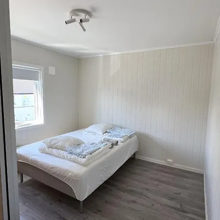 Newly Renovated Centrally Located In Σπίτι διακοπών *
